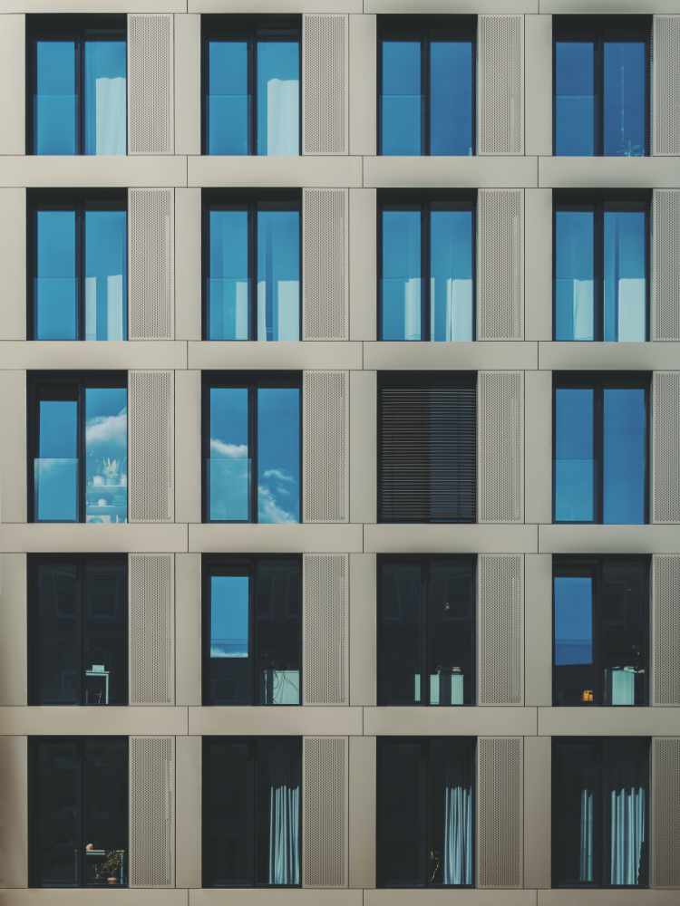 Multi-storey building windows